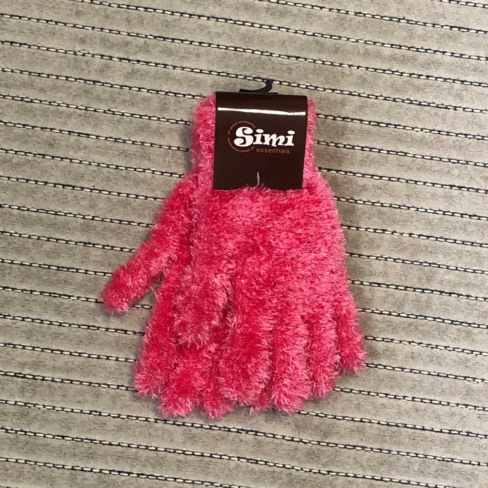Essentials Hot Pink Fuzzy Women's Gloves